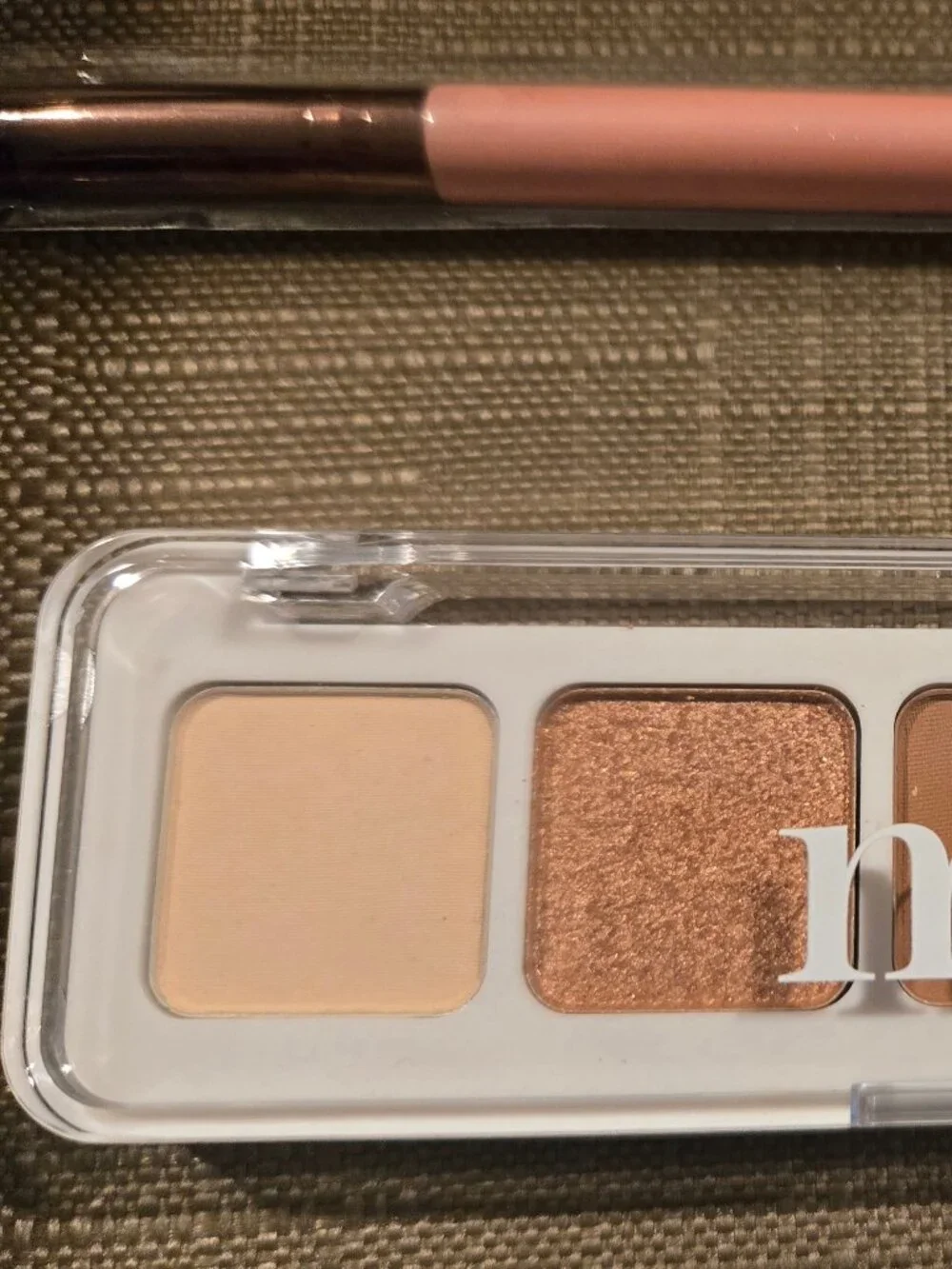 Mischo Beauty Mini Eyeshadow Palette 02 BNIB Rich Mattes & Metallics Free Brush